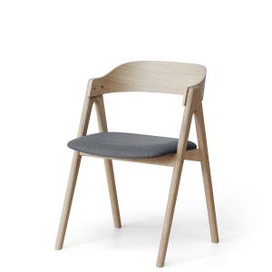 Esszimmerstühle im klassischen Design – Findahl by Hammel